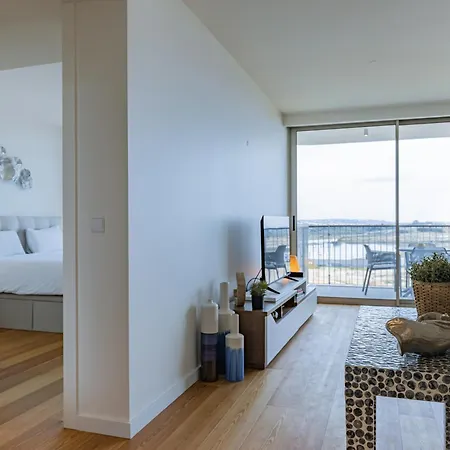 Bayline Viii By Innkeeper