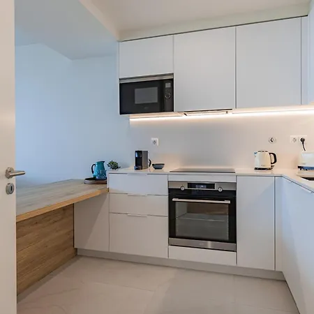 Apartment Bayline Viii By Innkeeper