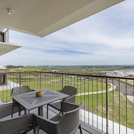 Bayline Viii By Innkeeper *